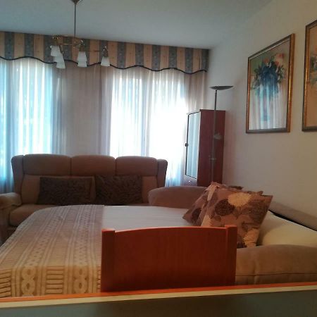 Apartamento "Paseo Del Sauco" Ескарай Екстериор снимка