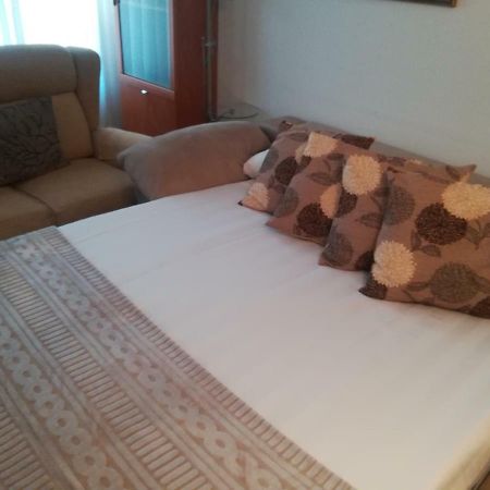 Apartamento "Paseo Del Sauco" Ескарай Екстериор снимка