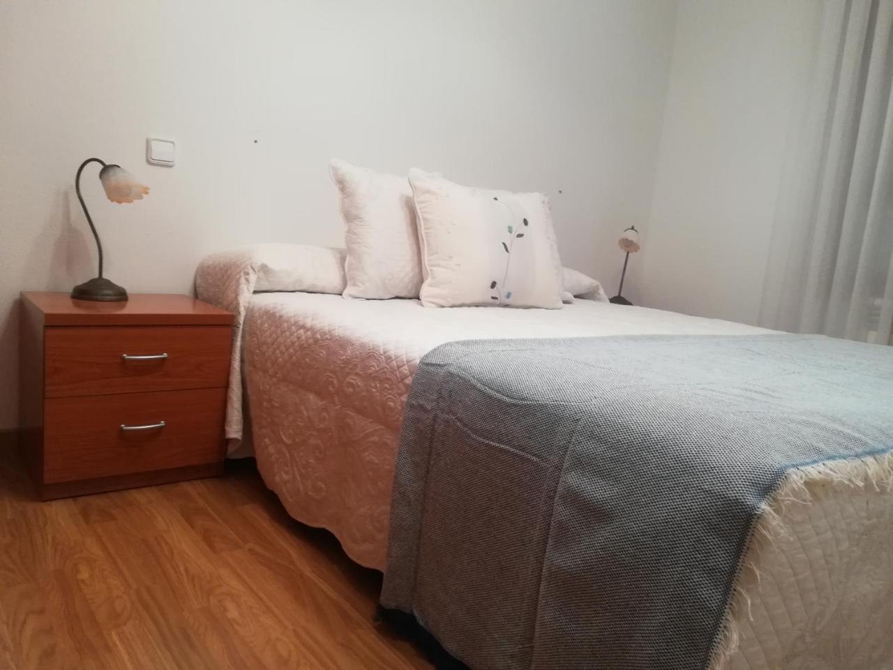 Apartamento "Paseo Del Sauco" Ескарай Екстериор снимка