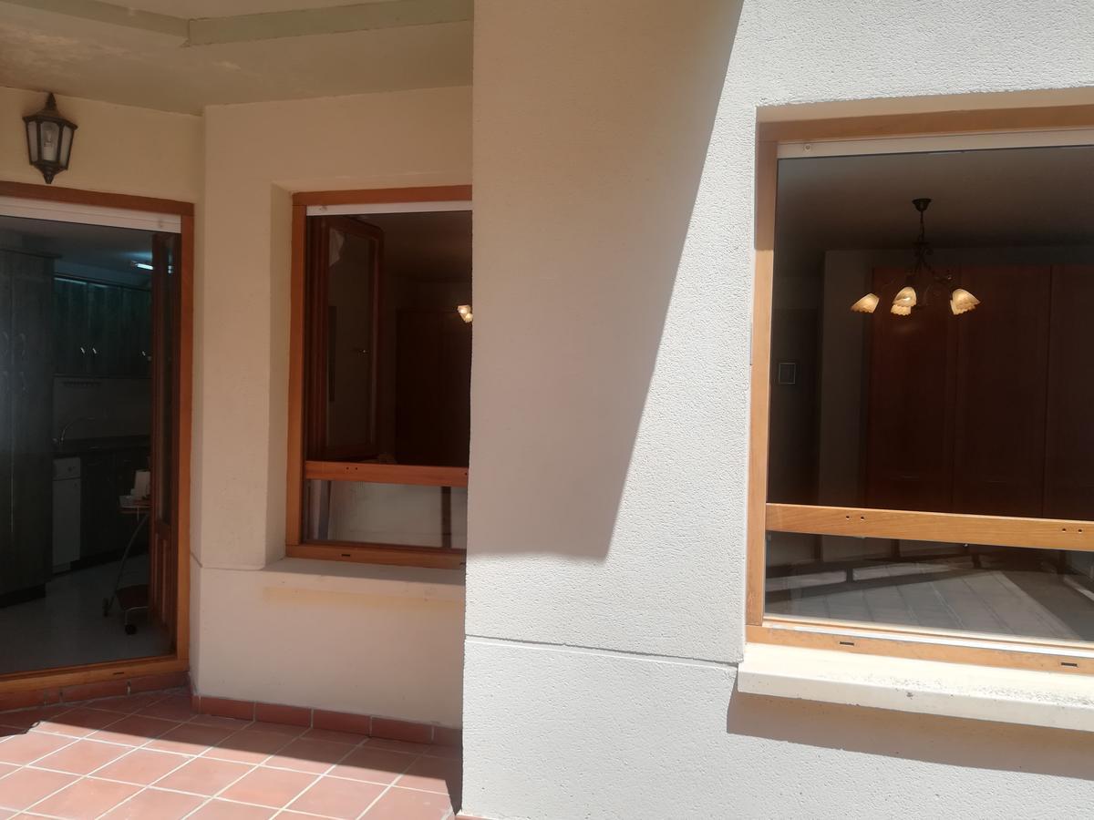 Apartamento "Paseo Del Sauco" Ескарай Екстериор снимка